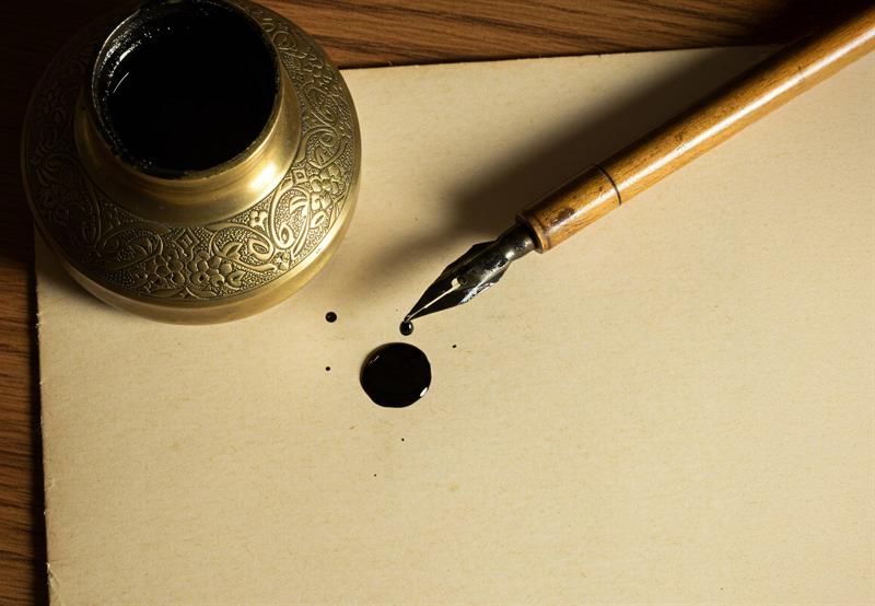 Kalemden Damlayan Zehir: Hiciv